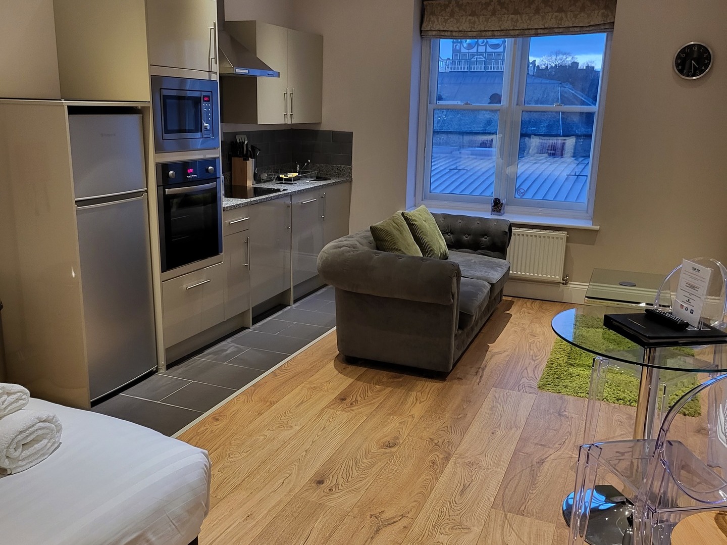 luxury studio apartment harrogate town centre to rent or stay in like a hotel