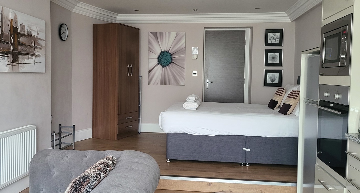 Harrogate Studio Serviced Apartment Harrogate APPLY PROMO CODE "GENIUS" FOR AN EXTRA 10% OFF FOR A LIMITED TIME ONLY - See offers page for T&C's